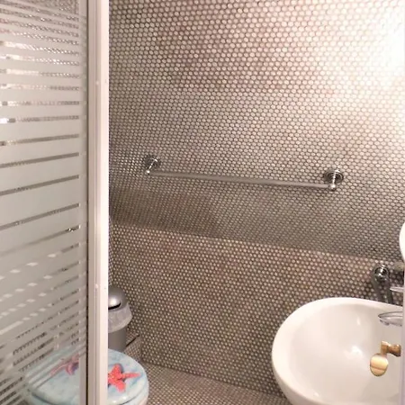 別荘 Haus Caluschi